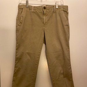 GAP Womens Girlfriend Chino Pants - Khaki size 6